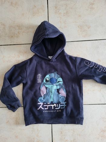 Disney- sweat à capuche Stitch 8 ans