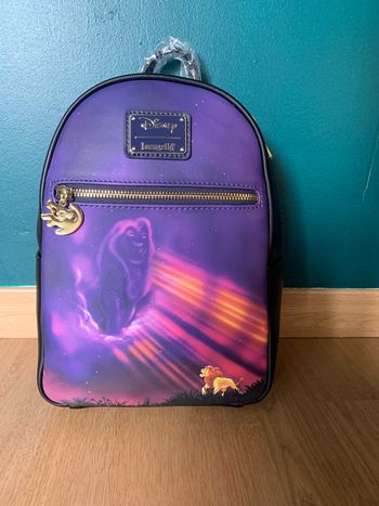 Loungefly Remember who you are