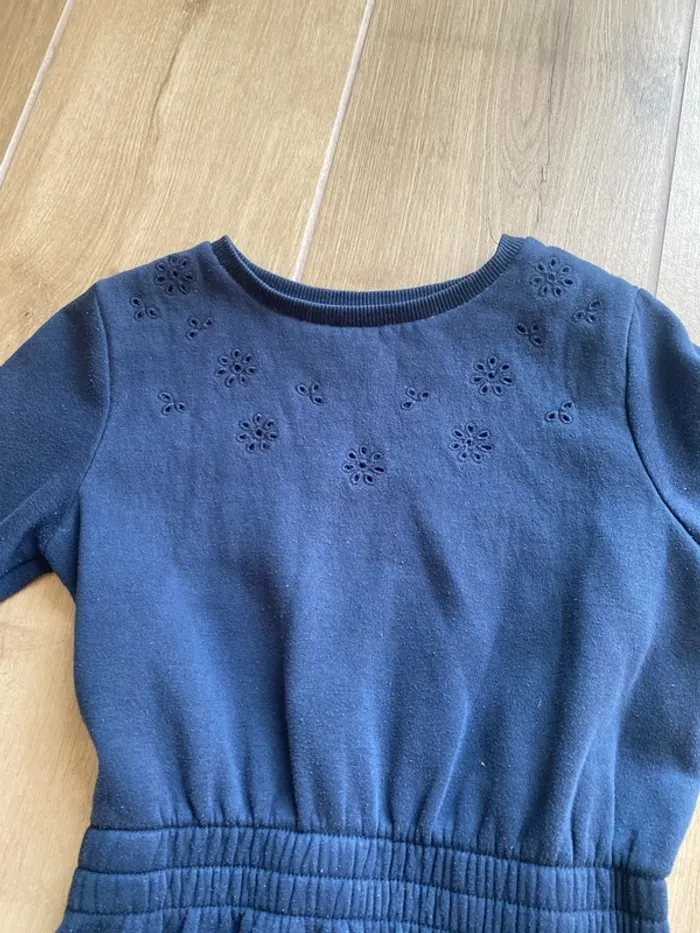 Robe pull 8 ans bleu fleur 🌷 kiabi - photo numéro 2