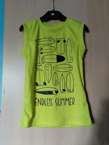 T-shirt sans manche 5ans