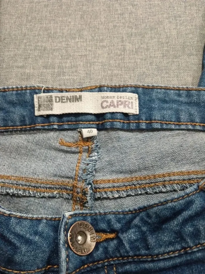 C58 Bermuda jeans bleu Capri 40 - photo numéro 3