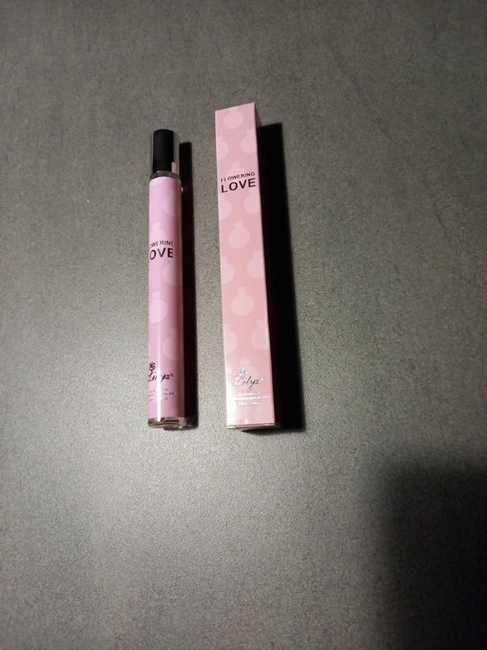 Eau de toilette Lilyz Flowering Love 35 ml