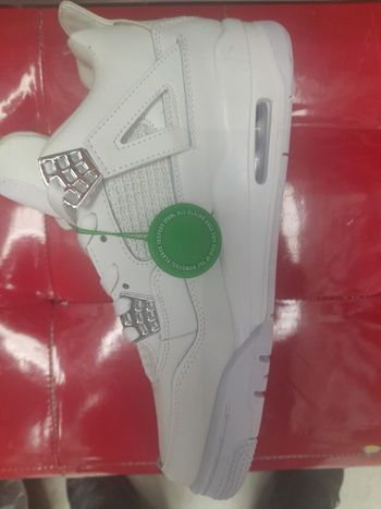 Basket jordan blanche