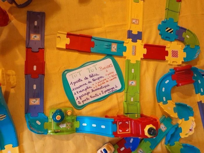 Énorme Lot / ensemble de Tut Tut Bolide Vtech Avec 5 Bolides - photo numéro 11