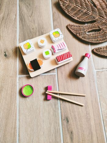 🥢Dinette plateau japonais avec sushis à scratch makis en bois