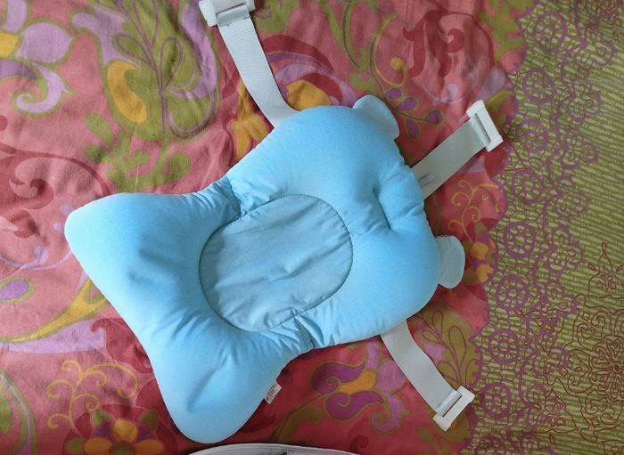 Coussin réducteur de bain bébé - photo numéro 2