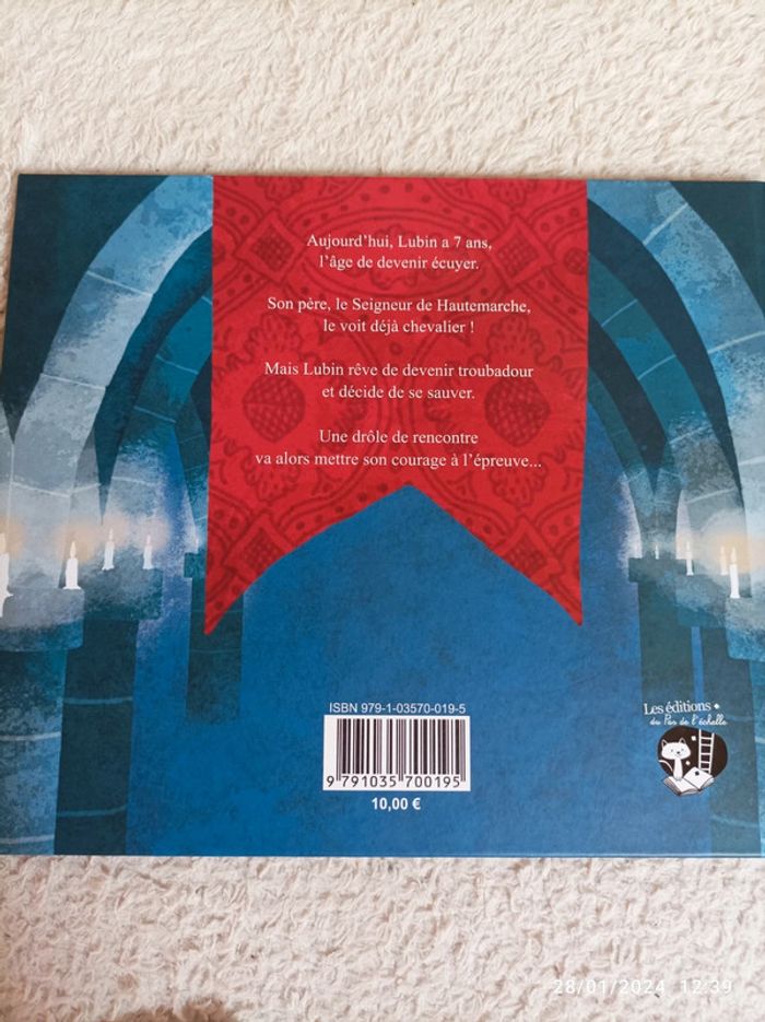 3 livres de contes moyen format - photo numéro 3