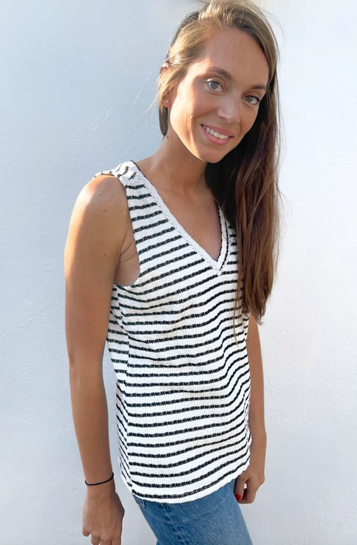 🌟 Haut épais sans manches à rayures avec broderie - photo numéro 2