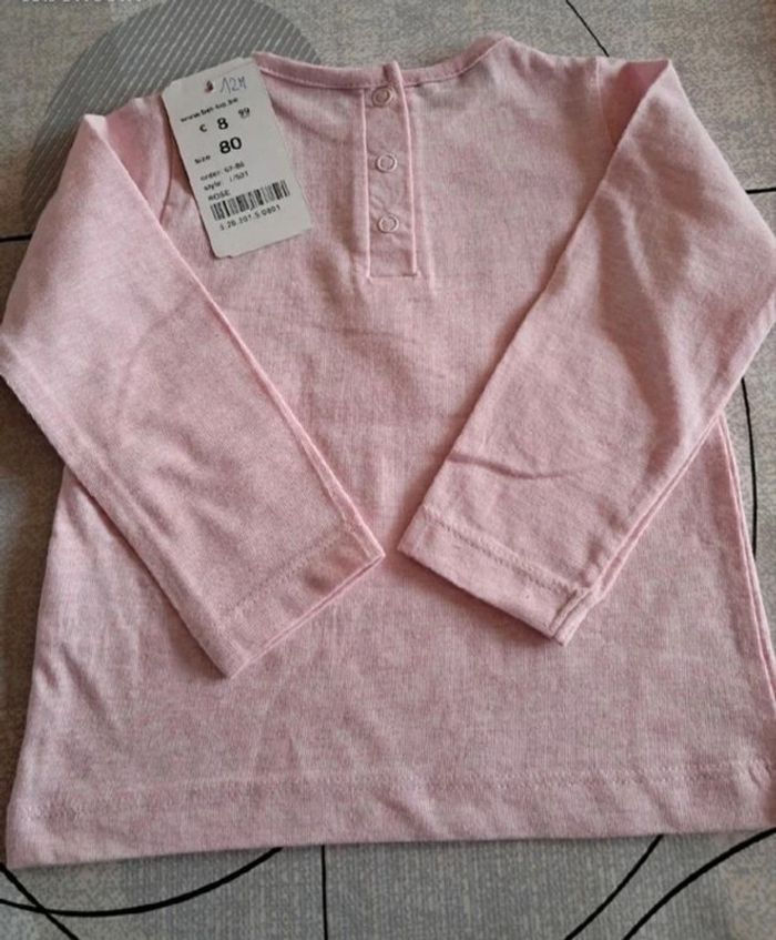 Lot vêtements Tee-shirts et pyjama NEUFS pour fille 1 an (80) - photo numéro 11