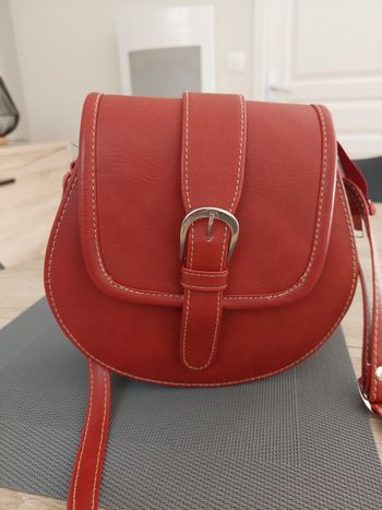 petit sac rouge
