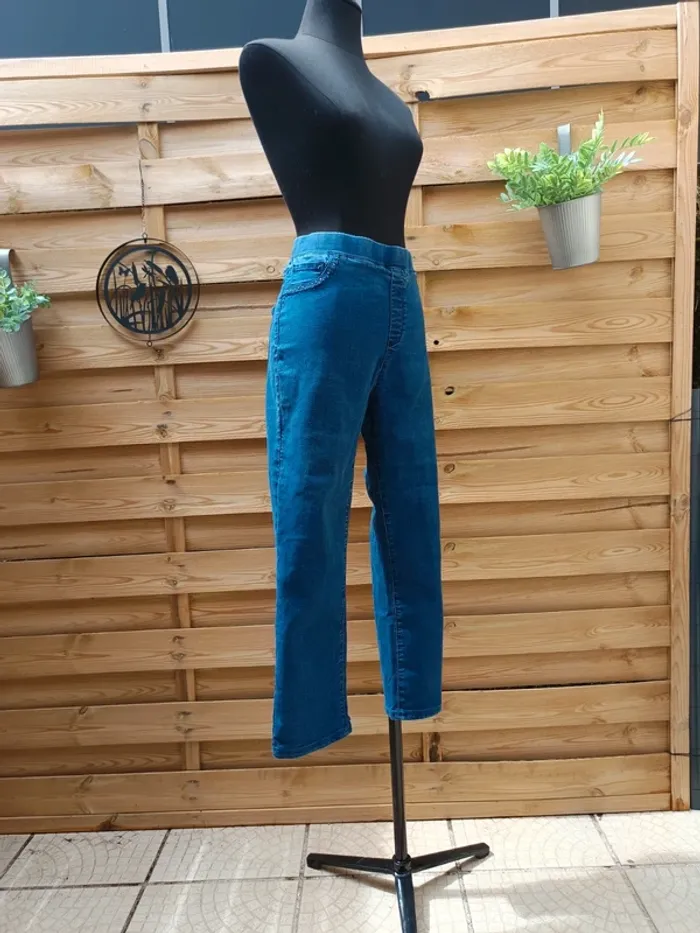 Jegging taille 38 Armand Thiery - photo numéro 4