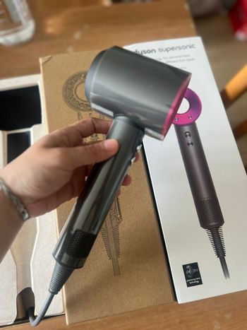 Dyson, Supersonic, sèche-cheveux