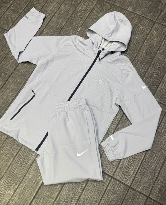 Ensemble Nike - photo numéro 4