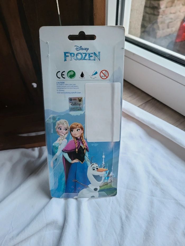 Stylo à bille reine des neiges licence Disney - photo numéro 6