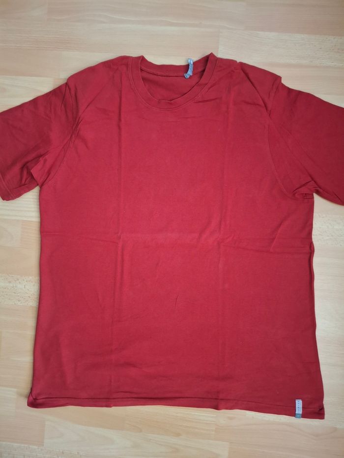 Lot 5 t shirt homme XXL airness umbro... - photo numéro 3