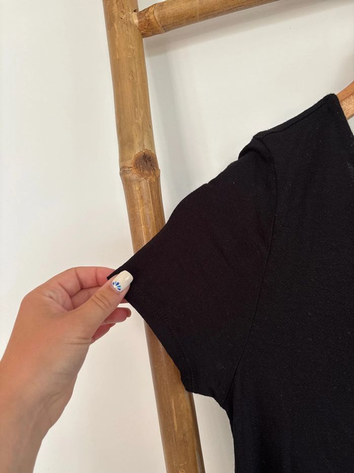 Robe noire dos croisé Only taille XS - photo numéro 2