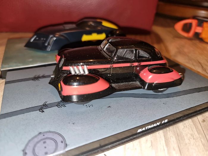 Voiture batman de collection die cast - photo numéro 2