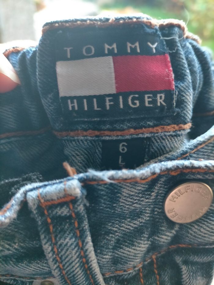 Très jolie jupe Tommy Hilfiger 6 ans - photo numéro 3