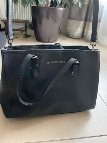 Sac à main Michael kors noir