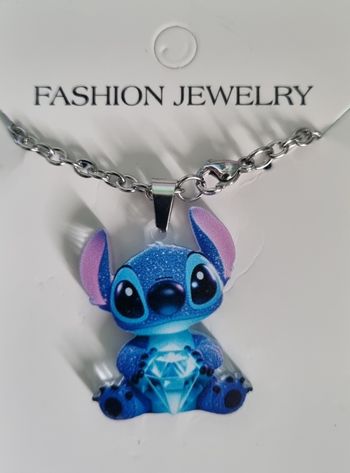 Chaîne avec médaillon stitch 