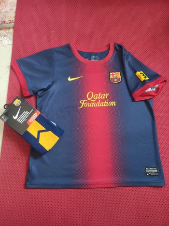 Maillot de foot FC Barcelone + chaussettes, Nike Authentique taille enfant 6/7 ans, proche du neuf
