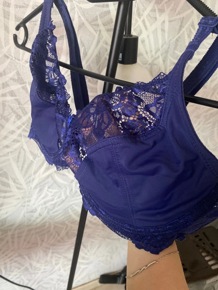 Soutien gorge - photo numéro 2