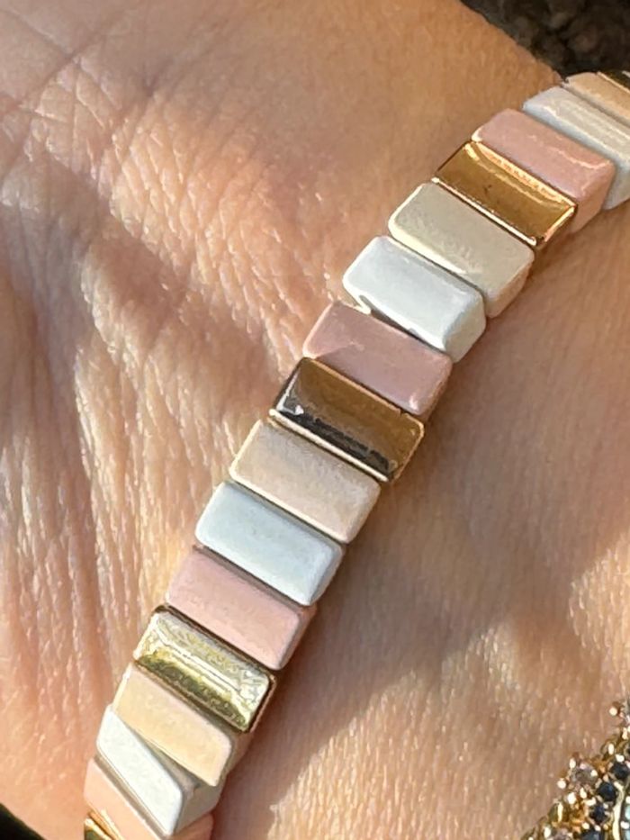 Bracelet élastique perles carrées or blanches roses je t’aime Mile Mila - photo numéro 5