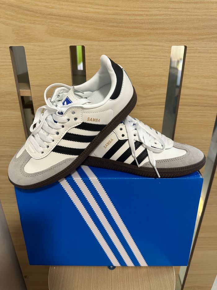 Baskets Adidas Samba 38 - photo numéro 4