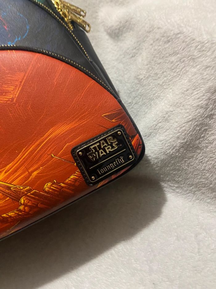 Disney Loungefly Star Wars: The Force Awakens Disney100 Backpack sac a dos - photo numéro 3