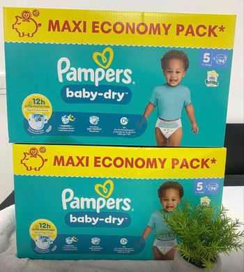 Pampers baby dry lot de 2 taille 5 /188 couches