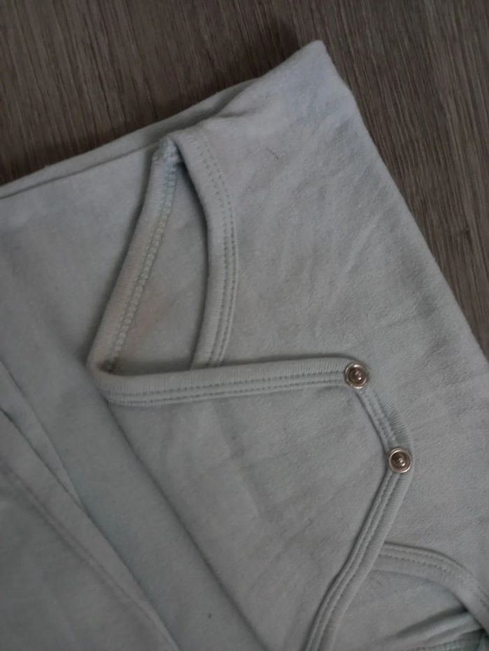 Lot de bodys - photo numéro 4