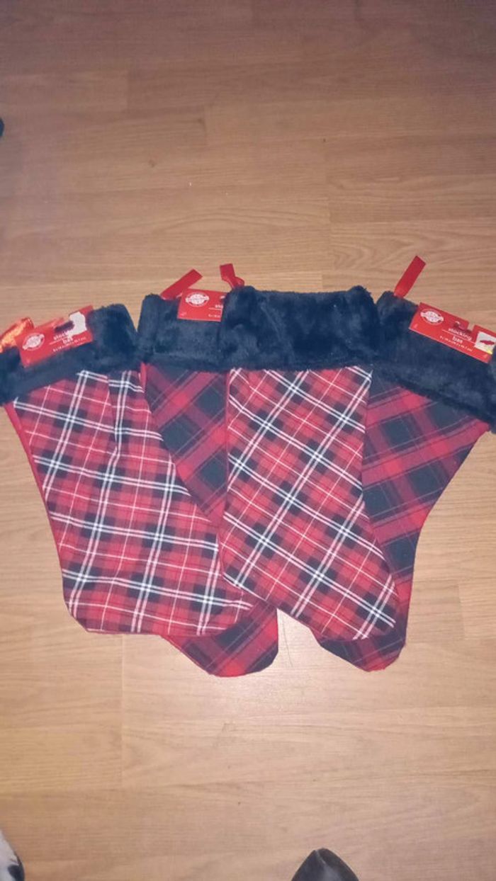 4 chaussettes de noel