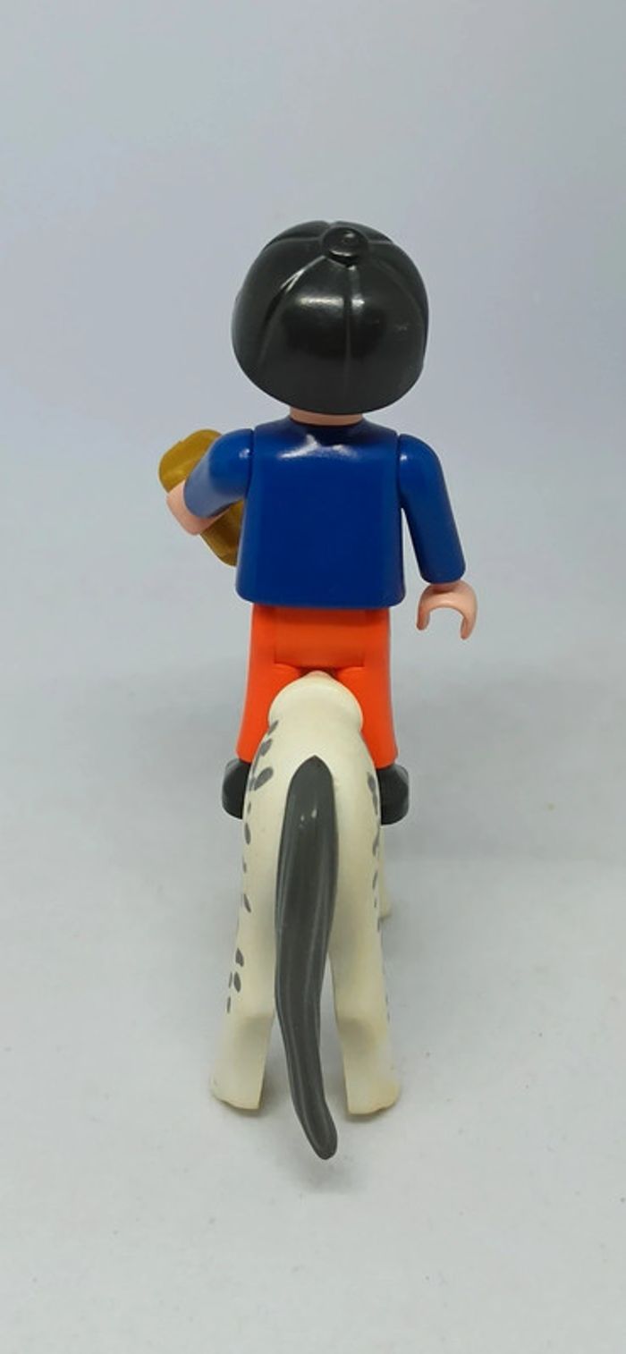 Garçon cavalier avec poney blanc playmobil - photo numéro 4