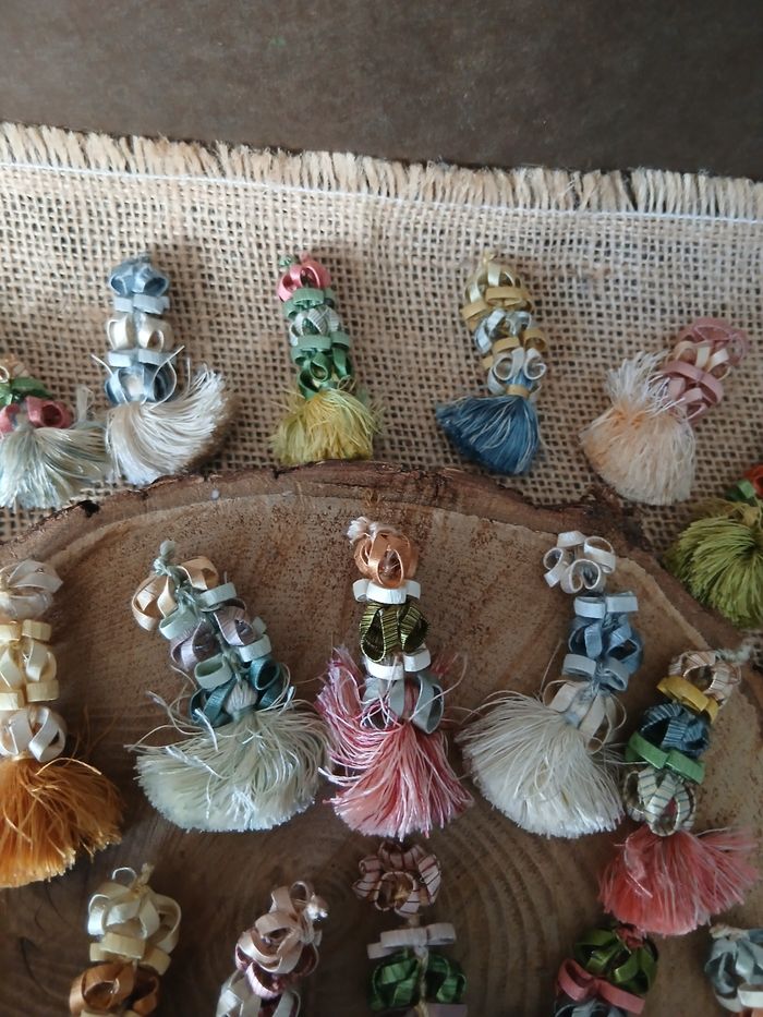 Lot de 25 pompons multicolore guipure - photo numéro 5