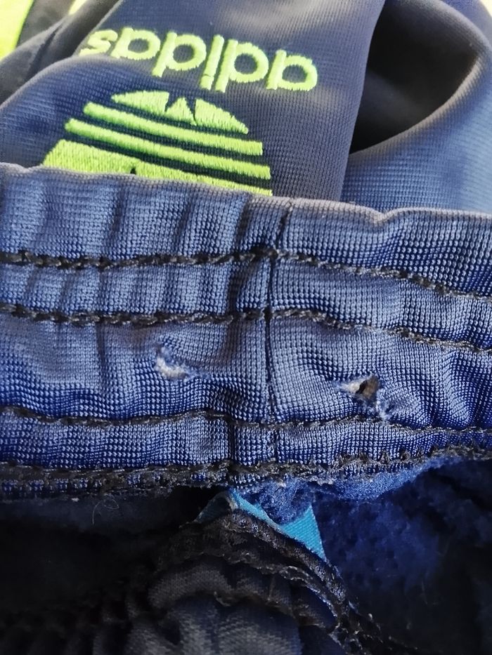 Bas de jogging Adidas pour enfants Taille 92 - photo numéro 6