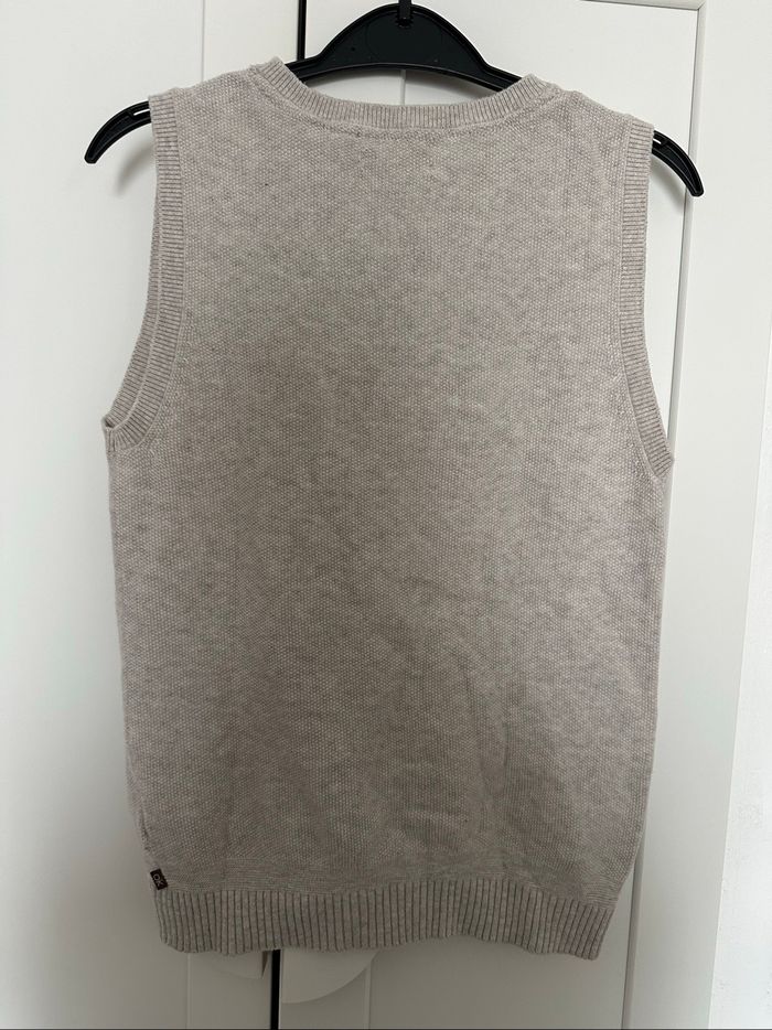 Pull fin sans manches okaïdi beige taille 8 ans très bon état - photo numéro 2