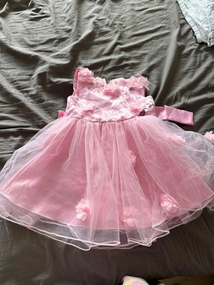 Jolie robe de fête 80