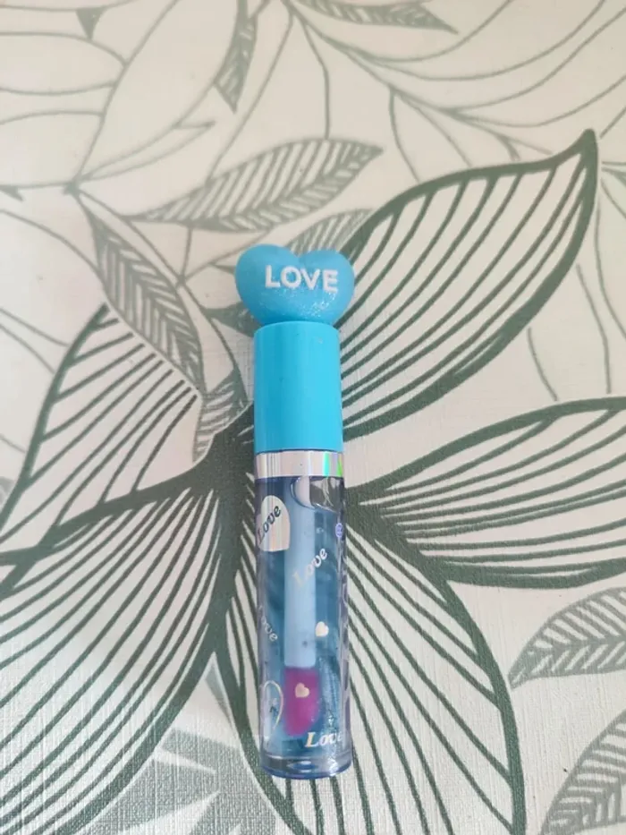Magic your life love gloss