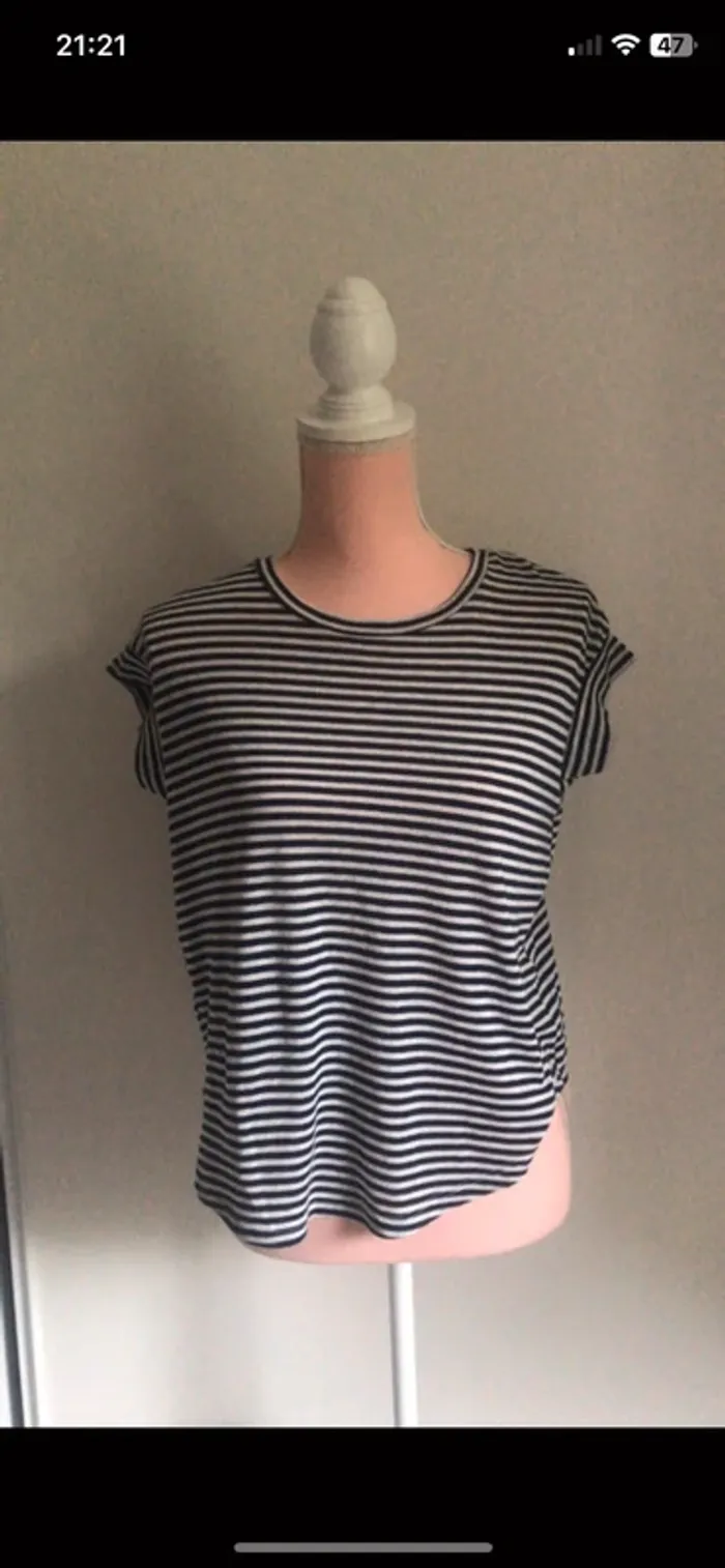 Tee shirt