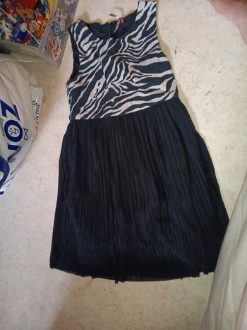 Robe bi matière 10 ans orchestra pas de vinted go