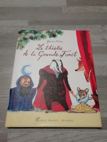 Livre le théâtre de la grande forêt
