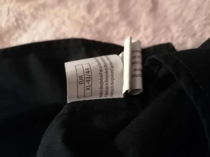Chemise noir in extenso - photo numéro 3