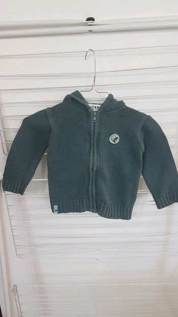 Gilet à capuche 86 cm