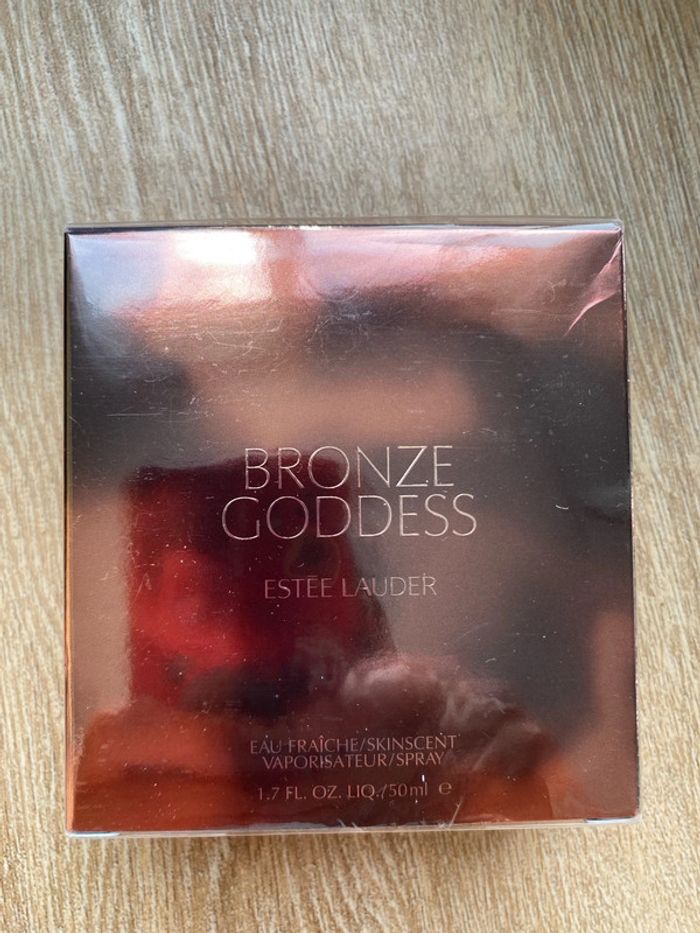 Eau frais je. Bronze goddess - photo numéro 2