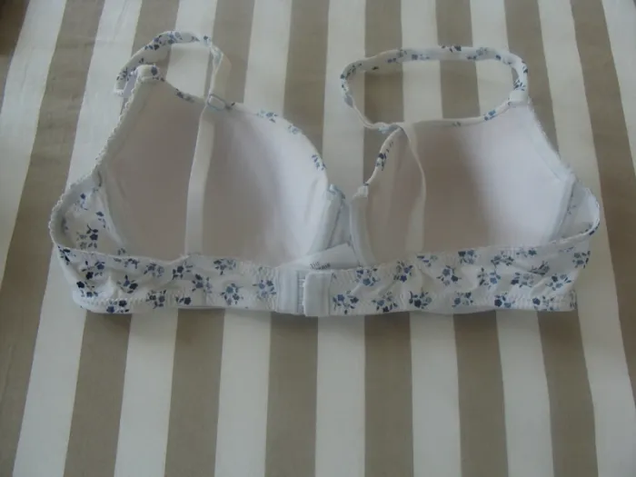 Soutien Gorge - photo numéro 5