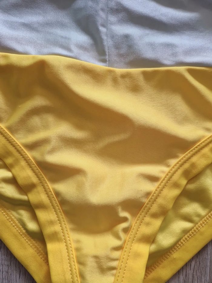 Maillot de bain - photo numéro 3