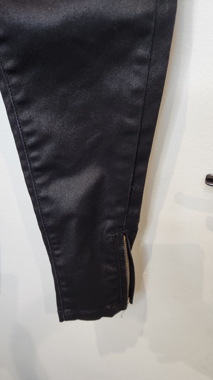 Pantalon noir - photo numéro 3