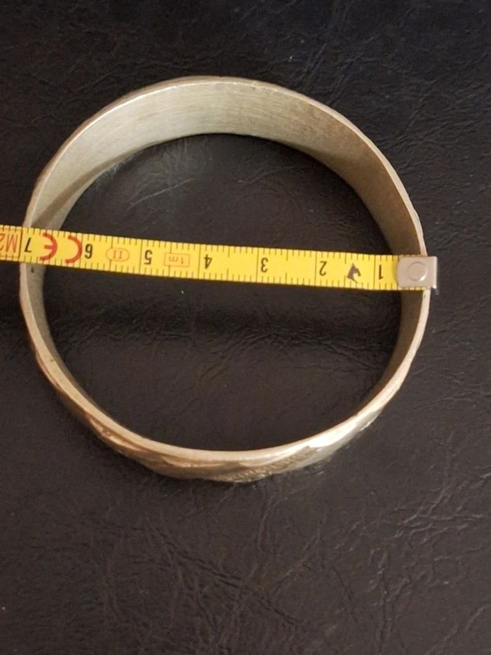 Ancien bracelet jonc en métal argenté beraber touareg - photo numéro 8