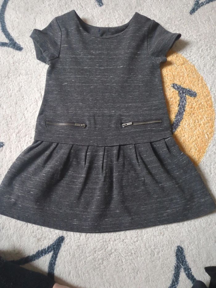 Robe gris chiné classique plissée 5 ans fille