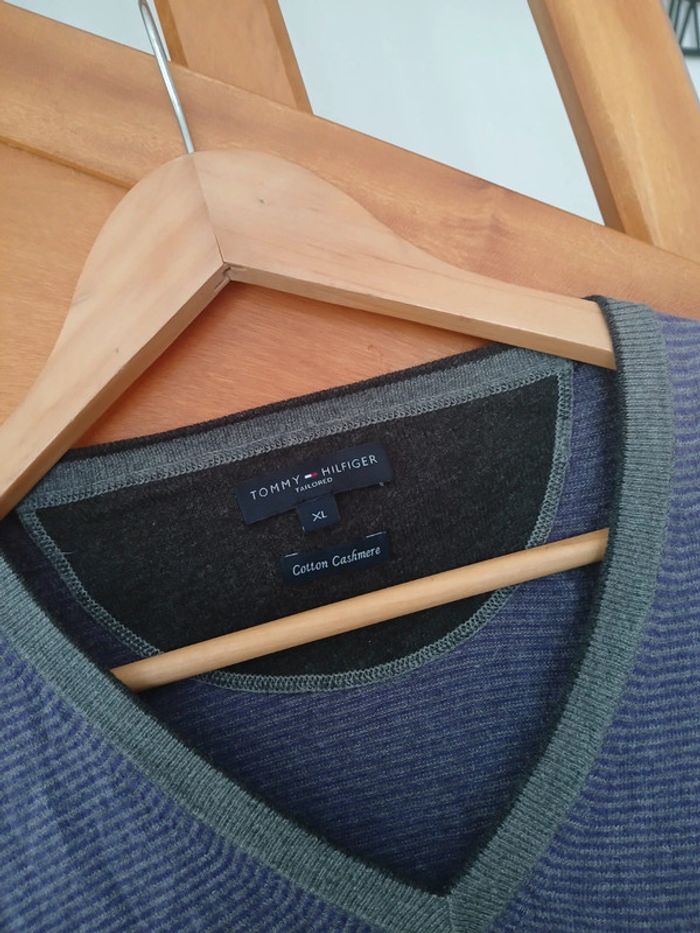 Pull homme Tommy Hilfiger Taille XL🌿🌈 - photo numéro 2